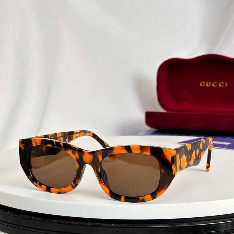 Gucci Sunglasses 210